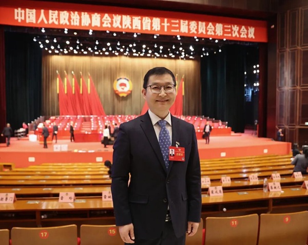 1763081100979575.jpg 640.jpg